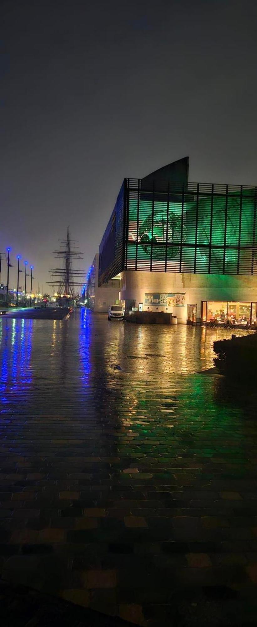 Gemuetl Wohnung Mit Blick Auf Den Hafen Bremerhaven Exterior foto